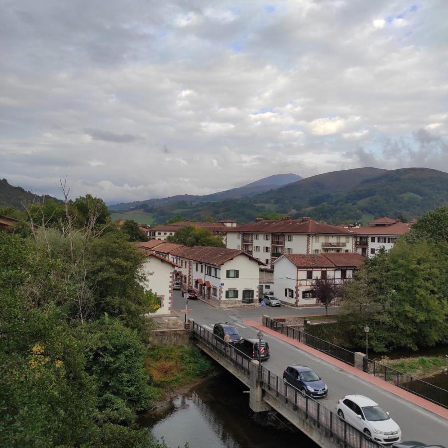 Apartamento Amezti Elizondo Dış mekan fotoğraf